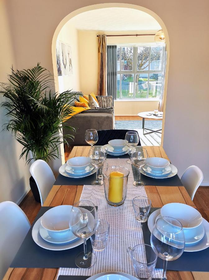 Emerald House - Spacious 3 Bed House With Ensuite Parking Gardens And Netflix Лимингтон Экстерьер фото