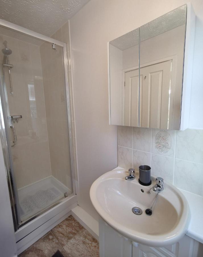 Emerald House - Spacious 3 Bed House With Ensuite Parking Gardens And Netflix Лимингтон Экстерьер фото