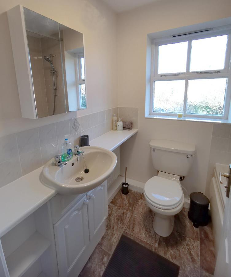 Emerald House - Spacious 3 Bed House With Ensuite Parking Gardens And Netflix Лимингтон Экстерьер фото